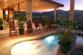 The Summit Rainforest Retreat And Conference Centre - Sunshine Coast Guide 1