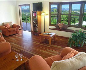 The Summit Rainforest Retreat And Conference Centre - Sunshine Coast Guide 3