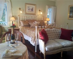Amore Mt Tamborine - Sunshine Coast Guide 0