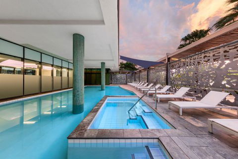 Adina Apartment Hotel Darwin Waterfront - Sunshine Coast Guide 9