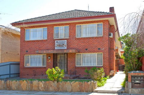 Relax On Regina - Sunshine Coast Guide 53