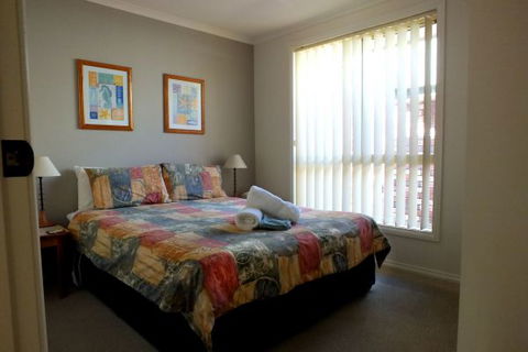 Captain's Quarters Bermagui - Sunshine Coast Guide 2