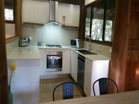 Carawirry - Sunshine Coast Guide 4