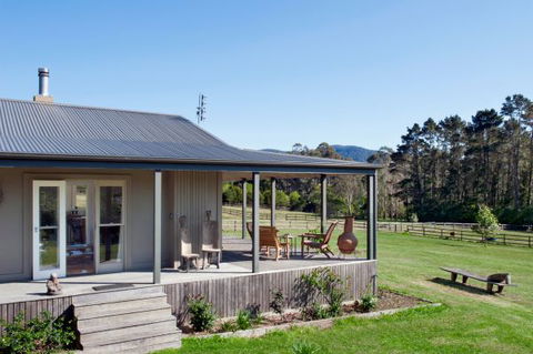 Justine's On Jarretts - Sunshine Coast Guide 1