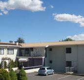 The Jindy Inn - Sunshine Coast Guide