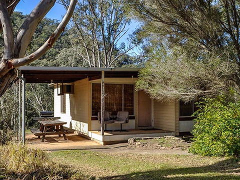 Capertee Cottage - Sunshine Coast Guide 0