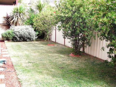 Relax On Regina - Sunshine Coast Guide 65