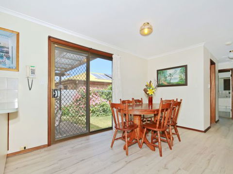 Century 21 SouthCoast: Moana Blue - Sunshine Coast Guide 52
