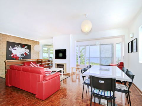 Century 21 SouthCoast: Moana Blue - Sunshine Coast Guide 74