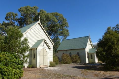 Churches Of Yarck - Sunshine Coast Guide 0