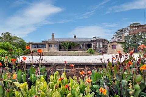 Eurambeen Historic Homestead And Gardens - Sunshine Coast Guide 0