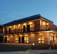Tanunda Hotel and Apartments - Sunshine Coast Guide