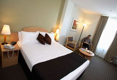 All Suites Perth - Sunshine Coast Guide 0