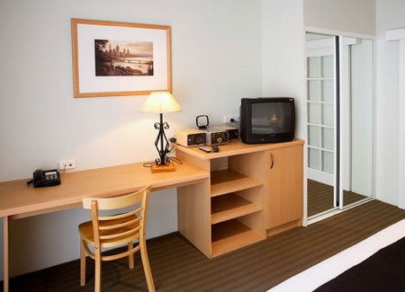 All Suites Perth - Sunshine Coast Guide 1