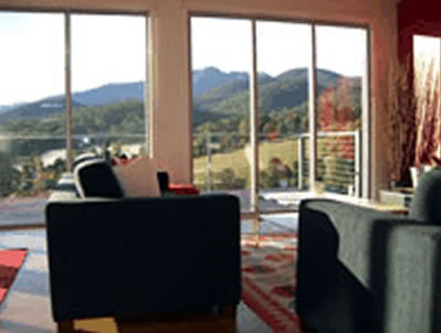 Alpine Holiday Rentals - Sunshine Coast Guide 0