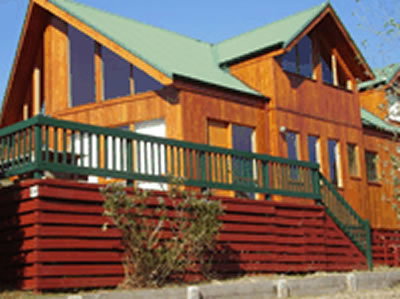 Alpine Holiday Rentals - Sunshine Coast Guide 4