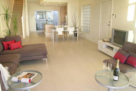 Adelaide Luxury Beach House - Sunshine Coast Guide 1