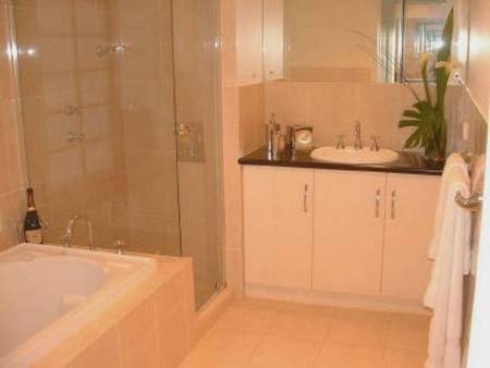 Adelaide Luxury Beach House - Sunshine Coast Guide 4