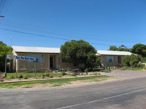 Arno Bay Foreshore Tourist Park - Sunshine Coast Guide 1