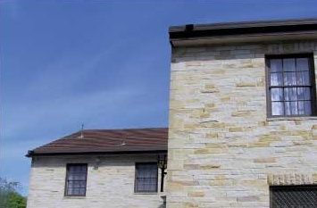 Avon Court Apartments - Sunshine Coast Guide 0