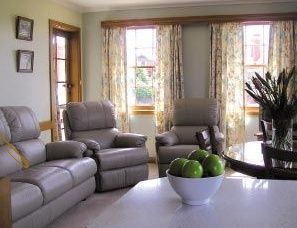 Avon Court Apartments - Sunshine Coast Guide 5