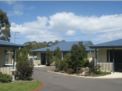 Anchor Down Cottages - Sunshine Coast Guide