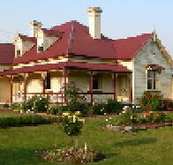 Cambridge House - Sunshine Coast Guide