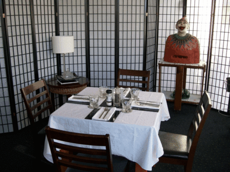 Junction Motel - Sunshine Coast Guide 1