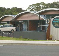 Strahan Bungalows - Sunshine Coast Guide