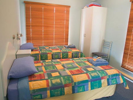 Strahan Bungalows - Sunshine Coast Guide 3