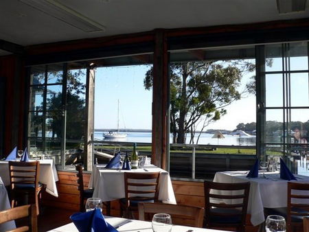 Risby Cove - Sunshine Coast Guide 1