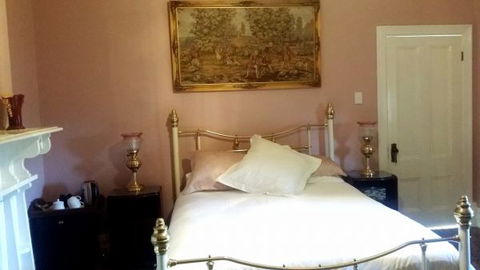Angas Plains Estate Wines Heritage Suite - Sunshine Coast Guide 1