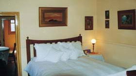 Hillsview Country Estate - Sunshine Coast Guide 0