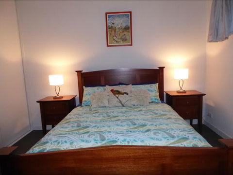 Adelaide Holiday House - Sunshine Coast Guide 2