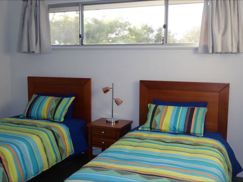 Adelaide Holiday House - Sunshine Coast Guide 3