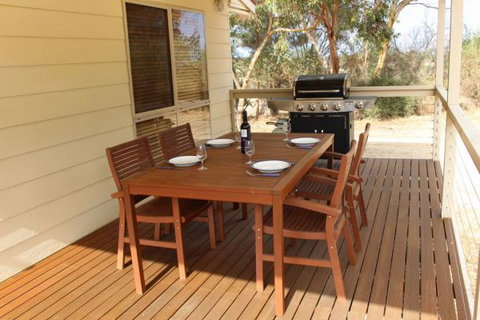Allusion Cottages - Sunshine Coast Guide 1