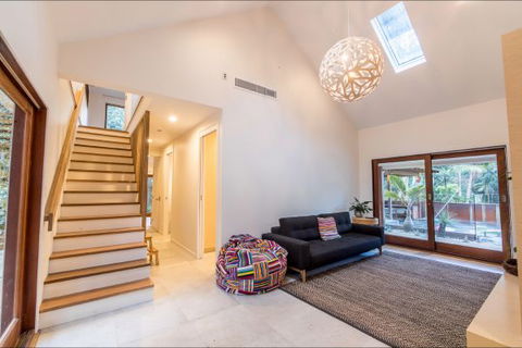 Apalie Retreat - Sunshine Coast Guide 8