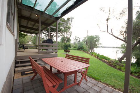 Aruma River Resort - Sunshine Coast Guide 2