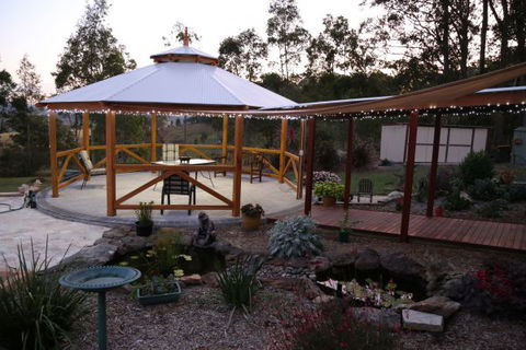 BellbirdHill Bed And Breakfast - Sunshine Coast Guide 1