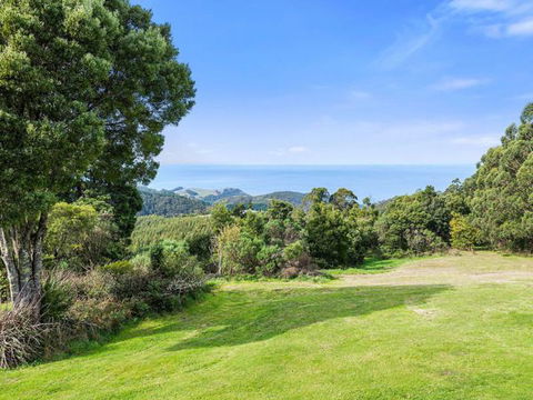 Cape Cottages - Sunshine Coast Guide 3