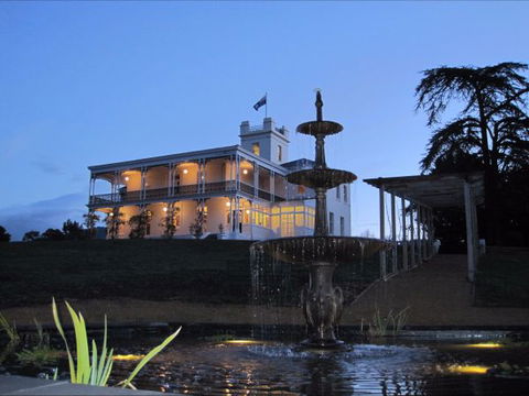 Claremont House - Sunshine Coast Guide 0