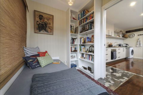 Coastal Pods Wynyard - Sunshine Coast Guide 1