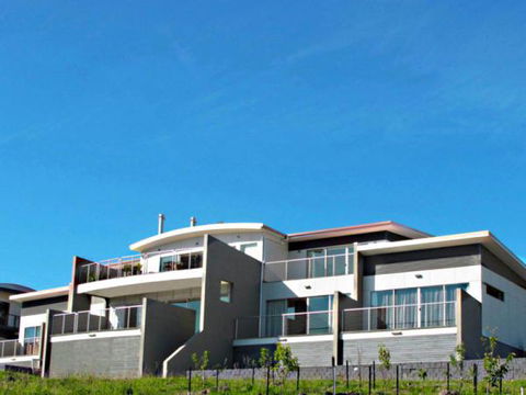 Cove Kettering - The - Sunshine Coast Guide 1