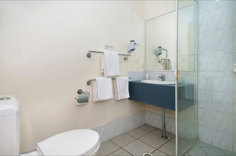 EconoLodge Waterford - Sunshine Coast Guide 7