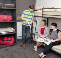Greenhouse Backpackers - Sunshine Coast Guide