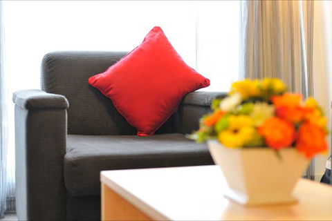 Metro Apartments On Bank Place - Sunshine Coast Guide 6