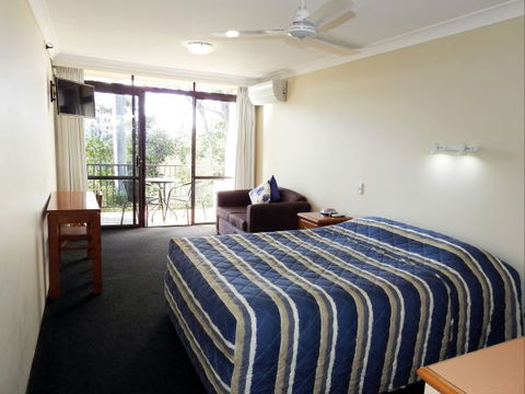 Mt Tamborine Motel - Sunshine Coast Guide 3