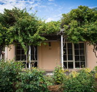 Olive House Accommodation Kimba - Sunshine Coast Guide
