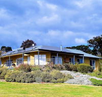 Wild Dog Rise - Sunshine Coast Guide