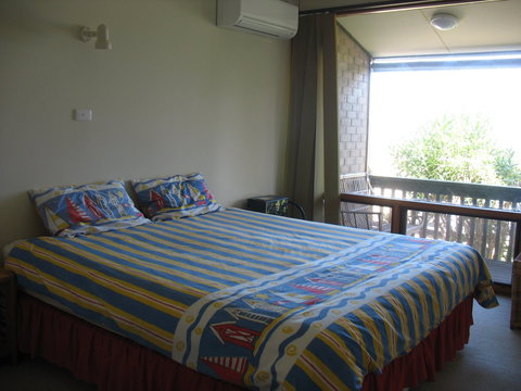 100 Gold Coast Drive, Carrickalinga - Sunshine Coast Guide 4